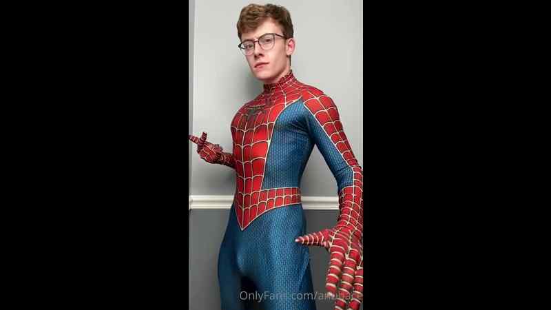 Showing Off My Spider-Man Costume and My Body – Michael Anthony (Anubace)