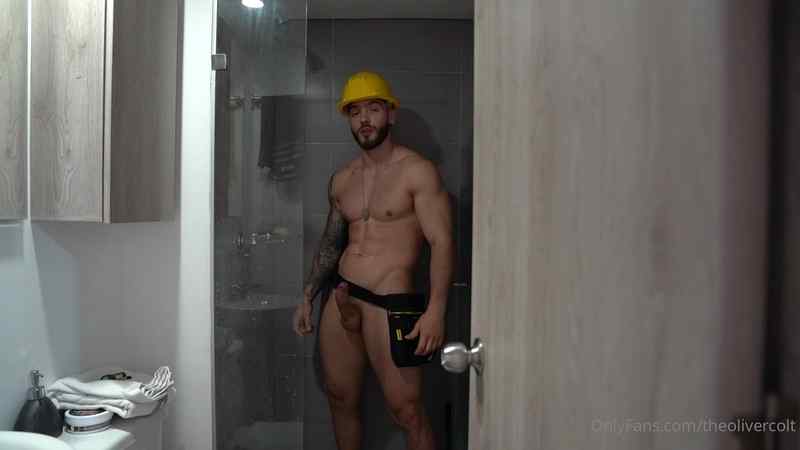 Jerking off in the shower – Builder role play – Oliver Colt (TheOliverColt)