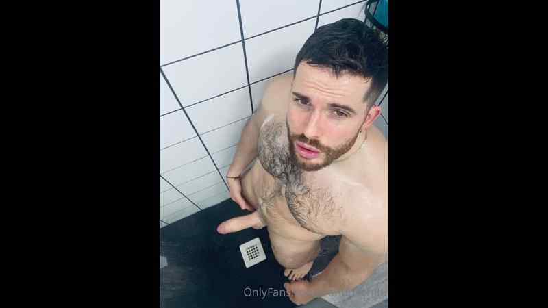Jerking off in the Shower and Shooting a Big Load – FRANDULLON86